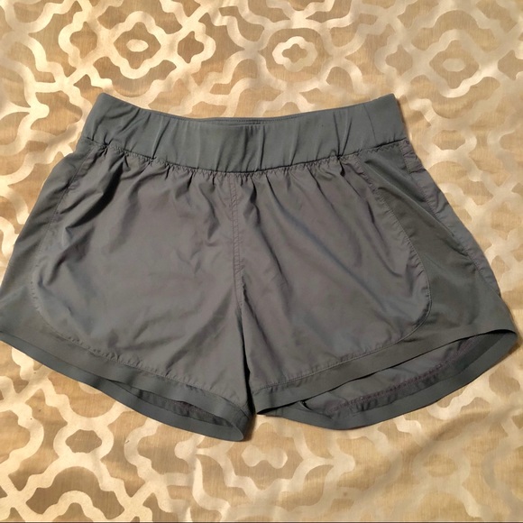 Athleta Pants - Athleta Stellar Running Shorts